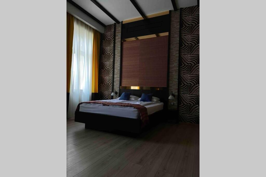Safari Royal Apartment ออราแด ภายนอก รูปภาพ