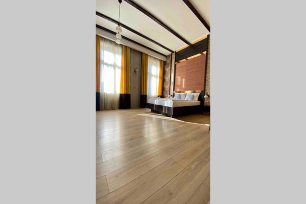 Safari Royal Apartment ออราแด ภายนอก รูปภาพ